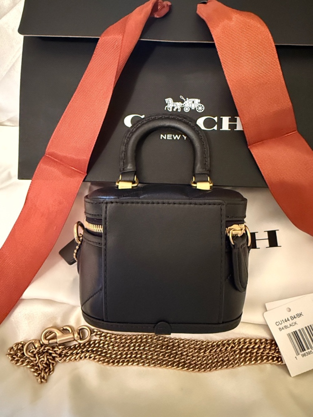 🖤💛Coach NWT Black Trail Crossbody Bag 12 With Pillow Quilting & Gold Chain Strap - Picture 5 of 10